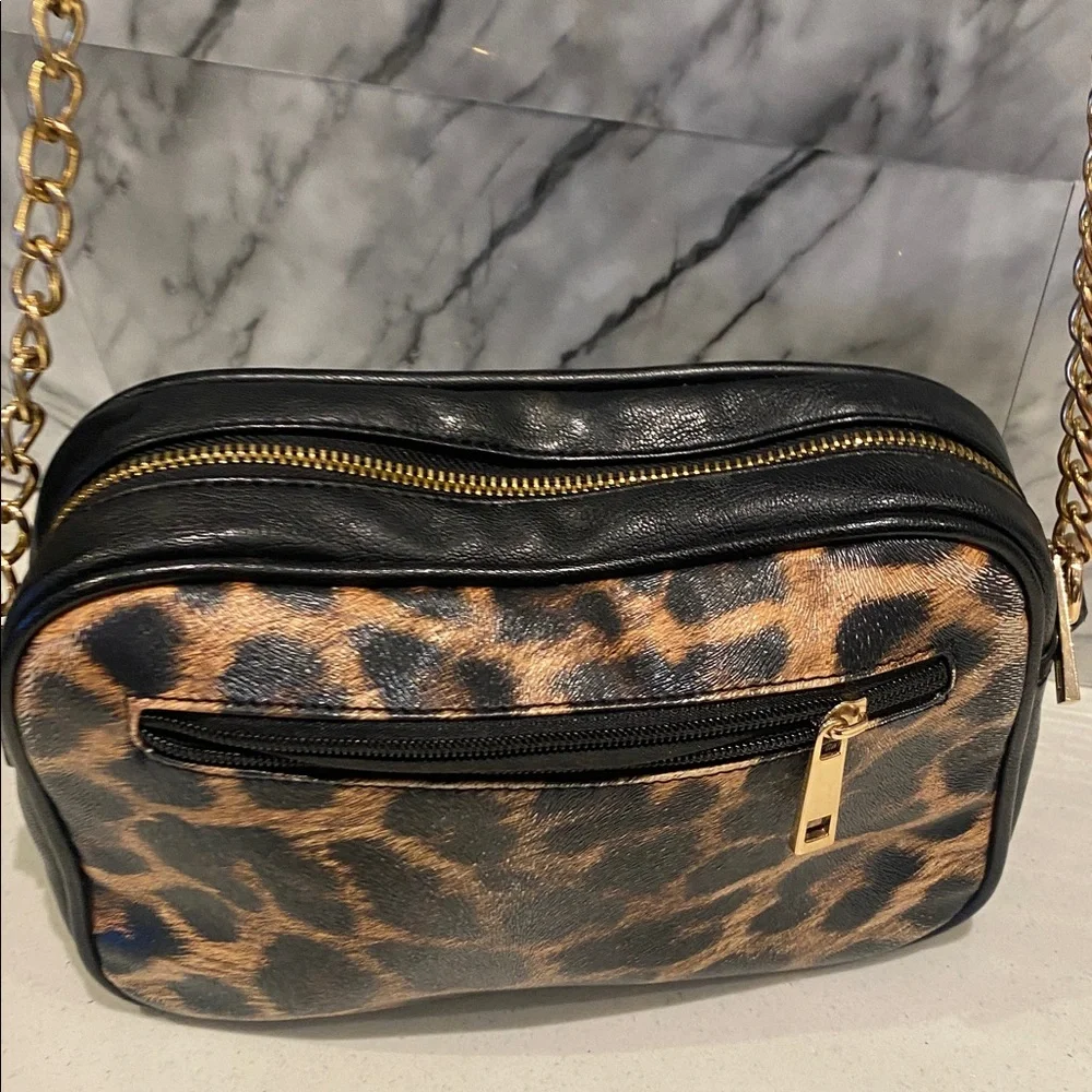 Animal Print Crossbody Bag - Picture 3 of 12